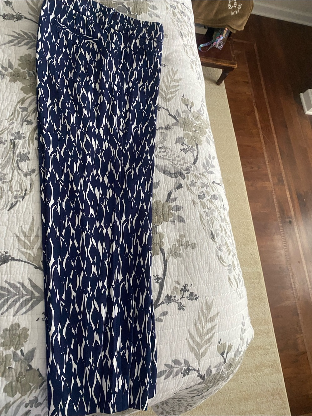 Lilly Pulitzer Navy and White Abstract Pants